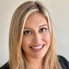 Stephanie Rizzo's Instagram, Twitter & Facebook