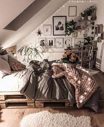 Small Bedroom Ideas Small Bedroom Designs And Also Ideas For Maximizing Your Small Space That Pop 37 Small Room Inspiration Bedroom Bedroom Decor Cozy Room