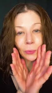 Sunday specific mouth sounds post for the asmr lovers of my work