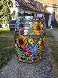 Bildergebnis Fur Regentonne Bemalen Regentonne Weinfass Wasserfass