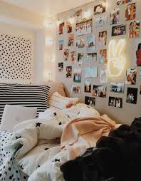 Peace Light Up Sign Wall Pinterest Caitmcelwee Dorm Room Inspiration Cute Dorm Rooms Dorm Room Decor
