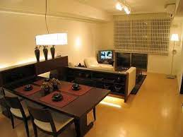 縦長リビングの家具配置 インテリアコーディネート 専門家プロファイル 細長いリビングの家具配置について リビングダイニング レイアウト 12畳 縦長リビング レイアウト 縦長リビング