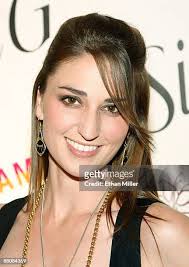 2 876 Sara Vegas Stock Photos, High-Res Pictures, and Images