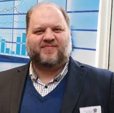 Hi all, does anyone have a recommendation for a Taunton based carpet fitter  please? Cash waiting!