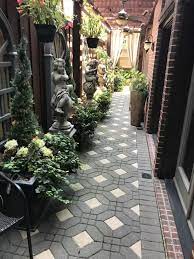 Personal Taste Specific But Wow Side Yard Ideas How To Make The Most Of A Side Yard Precision Pavers In 2021 Pavers Backyard Backyard Small Backyard