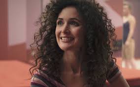 She obtained her first leading film role in the goddess of 1967 (2000). Star Wars Holocron On Twitter Happy Birthday To Rose Byrne Who Played Dorme In Attack Of The Clones