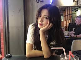 Lee kwang soo is dating her!!! Check Out Lee Sun Bin S Instagran Activities Channel K