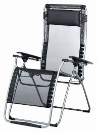 Chez la foir'fouille, on passe aussi au jardin grâce à une collection de mobilier à petits prix qui ne rogne en rien sur le design. Salons De Jardin Casaria Ensemble De Chaise Longue Bain De Soleil Duo Siena Lounge 2 Chaises 1 Table Plateau Jardin Ensemble Mobilier De Jardin Salon De Jardin Cuisine