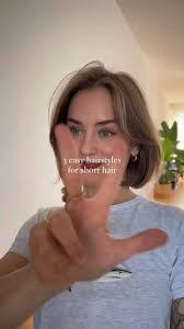 Lisa Bissell's Instagram, Twitter & Facebook