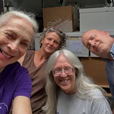 Happy Global Running Day! Join @susie_chan_ and me for a 30-min Global  Running Day run it's