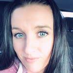 Shelly Hatten's Instagram, Twitter & Facebook