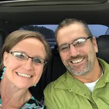 Lisa Weddle (@LisaRaeWeddle)