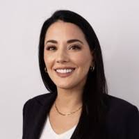 Sarah Devon's Instagram, Twitter & Facebook