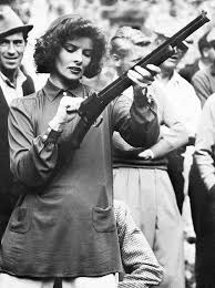 With tommy lee jones, ed flanders, james hampton, tovah feldshuh. Howard Hughes And Katharine Hepburn Katharine Hepburn Katharine Hepburn Katherine Hepburn A Well Traveled Woman