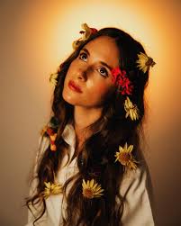 An amazing day of free flowing creativity with @ellenburbidge This was one  of my favorite shots of our session 🌸🌼🌸🌼 Supported by @nikonaustralia  and shot at @gotnextstudios