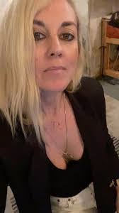 Vanessa Silberman's Instagram, Twitter & Facebook