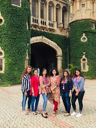 «lovely location of the iconic windsor manor in bangalore. Revelling In Glorious Historical Art And Architecture Through A Visit To Bangalore Palace