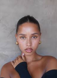 Kylie Tyler (kayw00d)