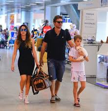 © 2021 casio computer co., ltd. Cassio Reis E Fernanda Vasconcellos Embarcam Em Aeroporto No Rio Fernanda Vasconcellos Ideias Fashion Fernanda