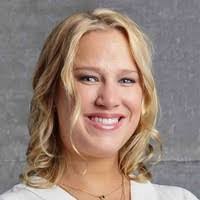 Candice Burgess's Instagram, Twitter & Facebook