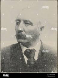 Christopher Eggleton's Instagram, Twitter & Facebook