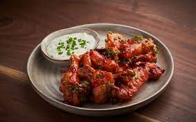 The miami heat's dwyane wade and udonis haslem have traded basketball for pizza and beer at their new restaurant, 800 degrees woodfired kitchen, which is now open in aventura. Best Chicken Wings 800 Degrees Woodfired Kitchen 800 Woodfired Kitchen