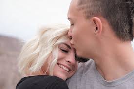 Te envío muchos besos de buenos días para que no se te olvide lo mucho que te amo. Que Tengas Un Lindo Dia Cartas De Amor