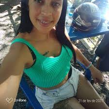 Amanda Sill's Instagram, Twitter & Facebook