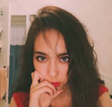 Xuất hiện mỹ nhân Tân Cương với vẻ ngoài và khí chất cực giống Chung Hân  Đồng khiến dân mạng thích thú