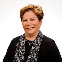 Suzanne Distefano's Instagram, Twitter & Facebook