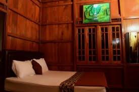 Tarif kamar di bantal guling villa per 17 desember 2018 Bantal Guling Villa Lembang Bandung Best Price Guarantee Mobile Bookings Live Chat