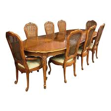 If you do not find the part or furniture on our website, please fill out our request form and we will be able to assist you. Vintage Thomasville French Court Dining Table Chairs Room Elegant Navy Blue Chair Sashes Homifind