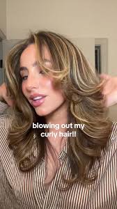 blowing out my curls!! #curlyhair #curlyhairtutorial #hairtutorial #blowout  #blowoututorial #dysonairwrap #langehair