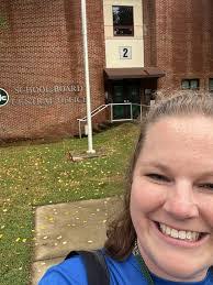 Kara Wall's Instagram, Twitter & Facebook