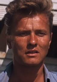 Richard Davalos's Instagram, Twitter & Facebook