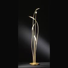 Stehlampe Mit Led In Mattem Gold Fliessenden Formen