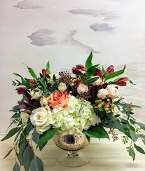Extra Sugar And Spice Flowers English Garden Florist Of Raleigh Flower Arrangements Flowers Christmas Arrangements