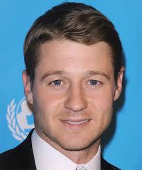 Benjamin McKenzie Hairstyles And Haircuts