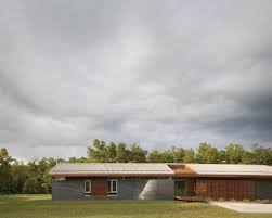 1 3 architects continue to build dogtrot houses using modern materials, but maintaining the original design. Modern Prairie Style Ranch Houzz