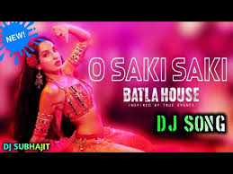 Practice with the dance video here galaxy of dance presents dance tutorial on the song saki saki if you want to learn some new moves on this song so watch this. Saki Saki Re Dancer