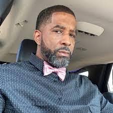 Janice Durfee's Instagram, Twitter & Facebook