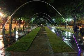 Laminar Jets Pilsudskiego Platz