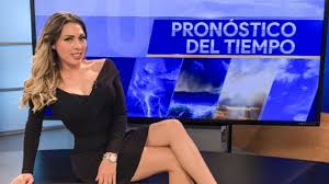 A partir de las 9:20 cst. Presentadora Del Clima Cae En Vivo Y Su Companero Ni Se Inmuta Video Gluc Mx