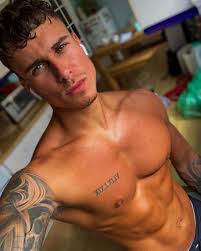 The only cast member to hail from ireland, nicole now lives in london. Too Hot To Handle Cast All The Contestants From Netflix S Newest Show