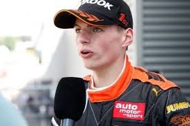 Dennis Setzer-nieuws, bio, foto's, video's en meer