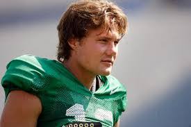 Riley Nelson's Instagram, Twitter & Facebook