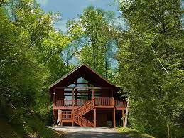 Tucked into six peaceful, wooded acres in the heart of downtown gatlinburg, zoder's inn & suites casts a magical spell,. Smoky Mountain Secluded Cabins Gatlinburg Wears Valley Townsend