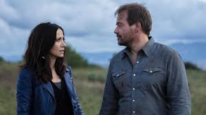 Plus belle la vie narrates the everyday life of the people who are living in a fictitious neighborhood called le mistral. Plus Belle La Vie Fabienne Carat Samia Quitte La Serie News Series Allocine