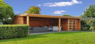 Landliche Terrasse Mit Vorhalle Mit Abstellraum Und Doppelturen Abstellraum Doppelturen Gartenhaus Mit Veranda Gartenhaus Mit Terrasse Gartenhaus Bar