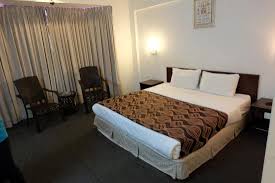 Transnasional and starmart express are two juggernauts in the industry that operate at this said bus stop. Hotel Damai Prices Reviews Parit Buntar Malaysia Tripadvisor